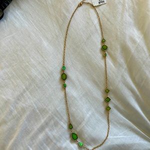 NWT Loft 18” green/gold colored necklace